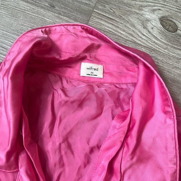 Aritzia Front Tie Blouse - Picture 2 of 2